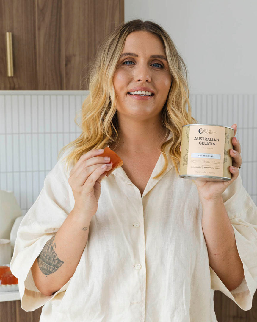 Nutra Naturals Australian Gelatin 500g in use